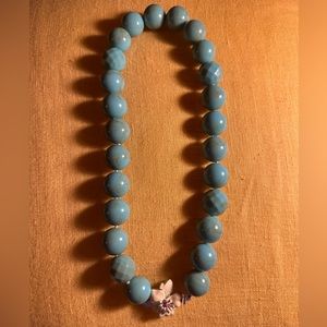 Stella & Dot very vintage large bead aqua necklace